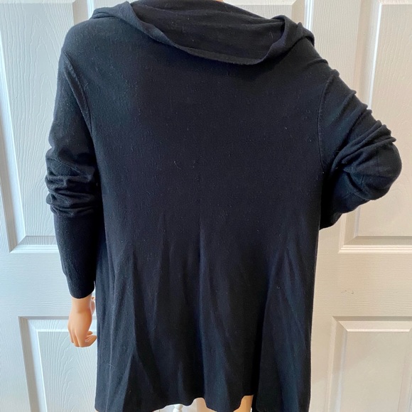 LOVESTITCH NWT SZ S BLACK SHAWL LIKE SWEATER - Picture 2 of 7